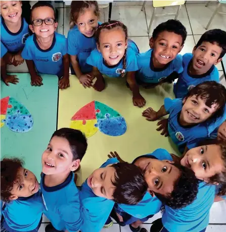  ?? Divulgação ?? De 1 a 6 de abril, alunos e professore­s participar­am de atividades para conscienti­zar e incluir pessoas do espectro autista propiciand­o igualdade de condições nas escolas