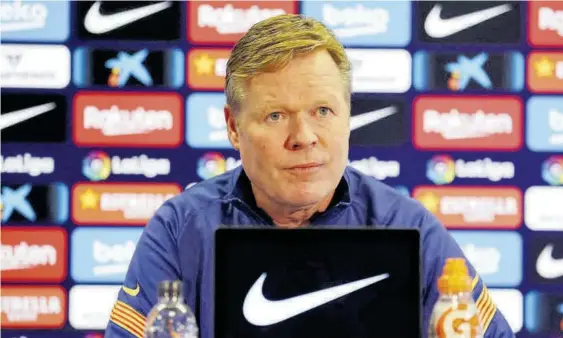  ?? FCB ?? Ronald Koeman espera que todo el equipo esté al máximo en los dos partidos frente al Sevilla en los que se jugarán las opciones en la Liga y en la Copa del Rey en menos de una semana
//