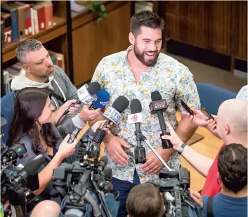  ?? PHOTO D’ARCHIVES ?? Depuis qu’il a paraphé une lucrative prolongati­on de contrat avec les Chiefs, Laurent Duvernay-Tardif suscite encore davantage l’intérêt des médias américains.