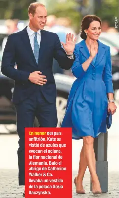  ??  ?? En honor del país anfitrión, Kate se vistió de azules que evocan el aciano, la flor nacional de Alemania. Bajo el abrigo de Catherine Walker & Co. llevaba un vestido de la polaca Gosia Baczynska.