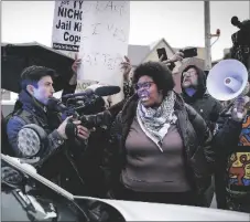  ?? PATRICK LANTRIP/DAILY MEMPHIAN VIA AP ?? Activists momentaril­y surround an MPD cruiser during a march for Tyre Nichols, who died after being beaten by Memphis police during a traffic stop, in Memphis, Tenn., on Saturday.