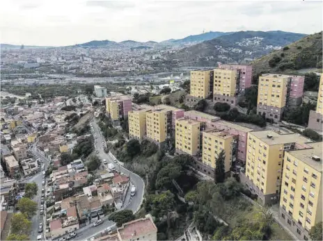  ?? Zowy Voeten ?? Vista aérea del barrio de Can Franquesa de Santa Coloma de Gramenet, a principios de noviembre.