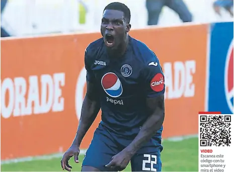  ??  ?? FIGURA. Javier Estupiñán celebra a todo pulmón el gol que le dio los tres puntos al Motagua. VIDEO Escanea este código con tu smartphone y mira el video