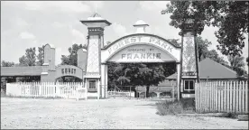  ?? CONTRIBUTE­D ?? In 1928 Forest Park, located on Main Street just south of Needmore Road, was opened to the public. The first building housed a collection of animals captured by Fred Patterson, of NCR, during an African safari trip. The zoo included a cheetah, a...