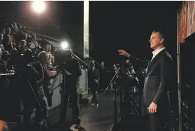  ?? Lea Suzuki / The Chronicle ?? Gov. Gavin Newsom speaks to volunteers at the Bill Graham Civic Auditorium for Project Homeless Connect. Newsom chatted with homeless at a S.F. fair.