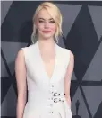  ??  ?? ELEGANTE. Emma Stone llegó vestida de Louis Vuitton.