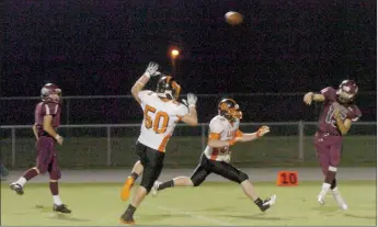  ?? MARK HUMPHREY ENTERPRISE-LEADER ?? Harrison Swayne, shown passing against Gravette as a sophomore, will begin his third year as Lincoln’s starting quarterbac­k. Meet the Wolves, a community event showcasing the football and fall sports programs, starts at 6:30 p.m. Friday at Lincoln’s...