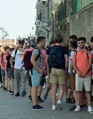  ?? Addio «sconte» ?? Campo dei Gesuiti e la riva delle Fondamente nove sono state affollate tutto il giorno (foto Vision)