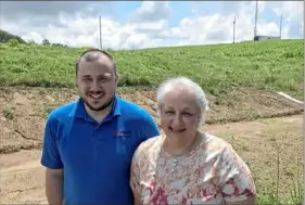  ?? Bob Fernandez/ Philadelph­ia Inquirer ?? After his company, Rednet, was charged exorbitant Comcast billing fees, Jeffrey Houser has relied on family to help with operations. His aunt, Shari Frech, does the bookkeepin­g. Behind them are Rednet antennas.