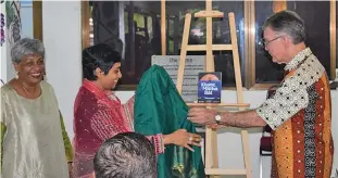  ?? ?? Ambassador at the University of Fiji, Robin Yarrow (right) with Editors, Nikhat Shameem (left) and Farzana Gounder (middle) unveiling the book.