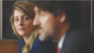  ?? - La Presse canadienne ?? La ministre Mélanie Joly et le premier ministre Justin Trudeau.