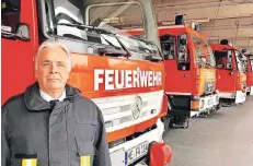  ?? RP-FOTO: CHRISTOPH SCHMIDT ?? Birger von Gehlen engagiert sich seit 47 Jahren in der Feuerwehr. Bis zum Erreichen der Altersgren­ze bleibt er Vize-Feuerwehr-Chef.