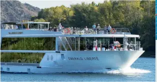  ?? ?? Bon viveur lifestyle: Cruising on Emerald Liberte in beautiful southern France