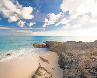  ?? ST. MAARTEN TOURIST BUREAU ?? On the Dutch side of the island is Cupecoy Beach.