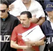  ??  ?? Detenido. Giusseppe Porto, cooperante secuestrad­o en Pakistán por Al Qaeda en el 2012, fue aprehendid­o.