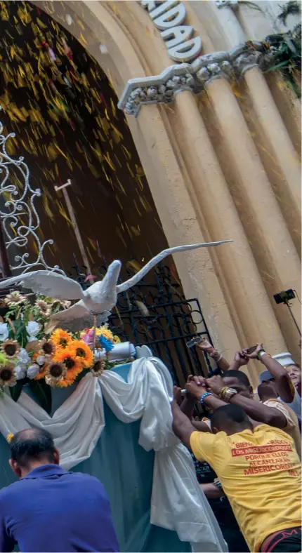  ??  ?? Parroquia de la Virgen de Guadalupe, ubicada en la calle Salud, La Habana, donde se le rinde culto a la Virgen de la Caridad del Cobre.