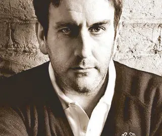  ??  ?? Terry Hall will perform a live DJ set on Oct. 19 in Manila for Fred Perry Philippine­s’ 10th anniversar­y.