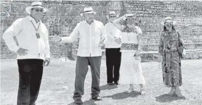  ?? ESPECIAL ?? El mandatario federal visitó la zona arqueológi­ca de Edzná, en Campeche.