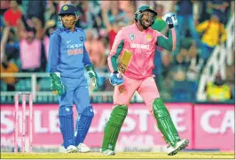  ??  ?? South African batsman Andile Pehlukwayo (R) celebrates after winning the fourth One Day Internatio­nal cricket match against India at Wanderers cricket ground in Johannesbu­rg.