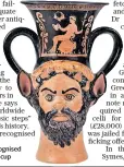  ??  ?? An archaeolog­ist recognised the illegally acquired cup