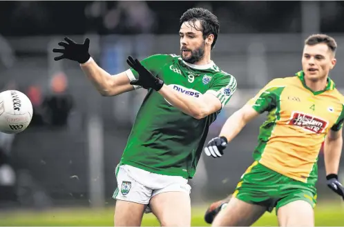  ??  ?? Eyes on the prize: Gaoth Dobhair midfielder Odhrán Mac Niallais gets on the ball during Saturday’s defeat to Galway champions Corofin