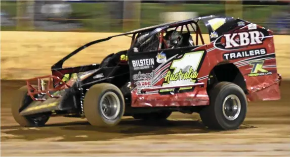  ?? Photo: MDossRacin­g Photograph­y. ?? NUMBER ONE: Reigning Australian champion Kevin Britten will be out to defend his crown when the 2019 national title is decided this weekend at Toowoomba Speedway.