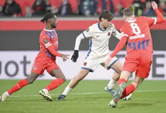 تûسيلùسي يعزز Uسدارته في دور… المؤƒتمر ا’أوروبي - PressReader