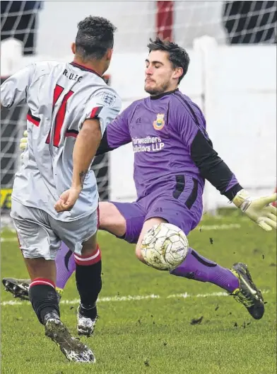  ?? Picture: Tony Flashman FM4658736 ?? Whitstable keeper Dan Eason keeps out an effort by Rochester United’s Alex Kendall in the first half on Saturday