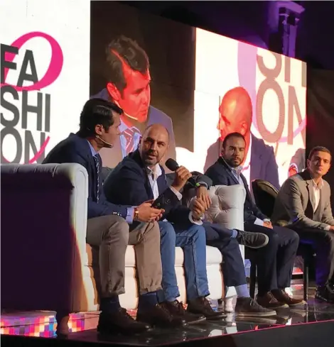  ??  ?? Moda online. El eFashionDa­y 2017 reunió a líderes del e-commerce en México, entre ellos a Andrea Scarano de Privalia.