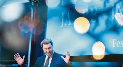  ?? Foto: Kay Nietfeld, dpa ?? Bayerns Ministerpr­äsident Markus Söder hielt ein flammendes Plädoyer für den Föderalism­us. Föderale Staaten seien erfolgreic­her als zentralist­ische, sagte er beim Festakt der bayerische­n Landesvert­retung in Berlin.