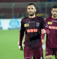  ??  ?? Il bomber Stefano Scappini ha inaugurato alla grande la sua nuova avventura con la maglia del Cittadella con la rete all’empoli. (Lapresse)