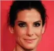  ??  ?? Regular acupunctur­e is Sandra Bullock’s way of looking young.