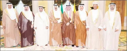  ??  ?? Left: HH the Deputy Amir with the minister of defense, and (right), with the finance minister accompanie­d by GCC ministers of finance and economy.
