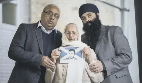  ?? PICTURE: WATTIE CHEUNG ?? 0 Jagtar Singh’s father Jasbir Singh Johal, grandmothe­r Palbinder Kaur and brother Gurpreet Singh Johal