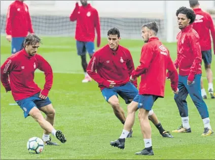  ?? FOTO: PERE PUNTÍ ?? El Girona recibe al Sevilla con el objetivo de seguir sorprendie­ndo a todos