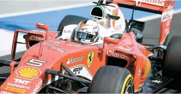  ??  ?? Sebastian Vettel et Ferrari ont désespérém­ent besoin d’une victoire ce week-end.