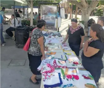  ?? Raúl Villalobos Davis ?? Mujeres de la colonia Miramar tienen la oportunida­d de aportar recursos para el hogar.