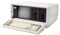  ??  ?? The Compaq Portable made waves as the first proper Ibm-compatible. If you could lift it.