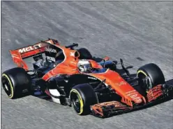  ??  ?? TENSIÓN. McLaren afronta un primer gran premio complicado.