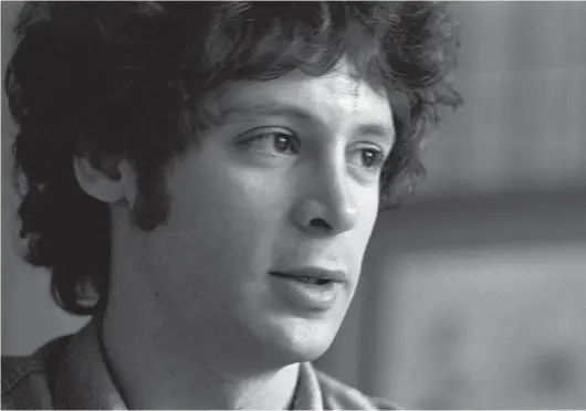  ?? ?? American singer, songwriter, guitarist, and keyboardis­t Eric Carmen in 1975.