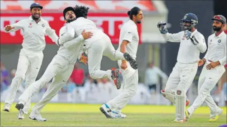  ?? BCCI ?? Virat Kohli and Ravindra Jadeja are thrilled after David Warner falls in the Ranchi Test on Sunday.