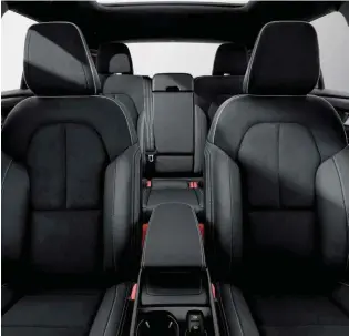  ??  ?? Flat, narrow and short in the base: three reasons why the Volvo XC40’S seats are a lot like some Aussie political parties