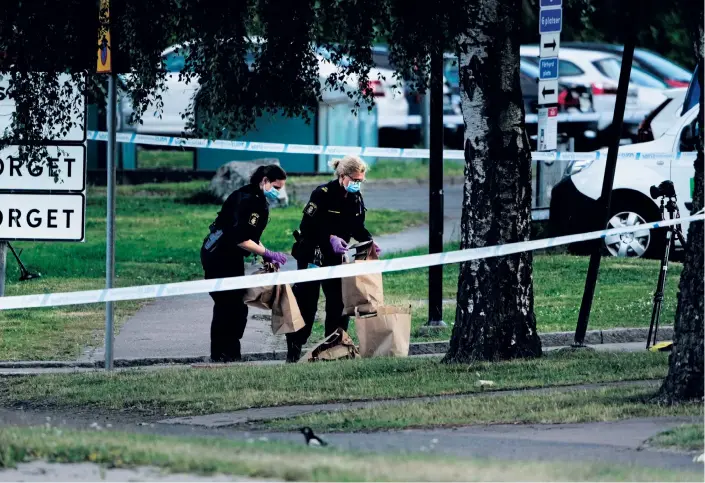  ?? ARKIVBILD: ANDERS YLANDER ?? 20 personer har mördats inom ramen för gängkonfli­kten i Biskopsgår­den. Förra sommaren sköts en polis till döds under ett arbetspass i stadsdelen.