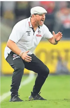  ?? FOTO: MARIUS BECKER/DPA ?? Kölns neuer Trainer Steffen Baumgart ist an der Seitenlini­e stets mit vollem Körper- und Stimmenein­satz dabei.