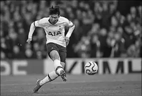  ??  ?? Bij de hervatting van Premier League bestaat de kans dat Heung-Min Son enkele wedstrijde­n van Tottenham Hotspur zal missen. (Foto: AD)