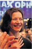  ?? ?? Lisa Gertsch aus der Schweiz gewann mit ihrem Film „Electric Fields“den Hauptpreis – und zwei weitere Auszeichnu­ngen.