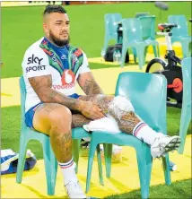  ?? PHOTO / GETTY IMAGES ?? Addin Fonua-blake was injured during the Warriors’ loss to the Sydney Roosters.