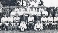  ?? ?? Centre stage: Lewis Jones with the first XV of 1946-47