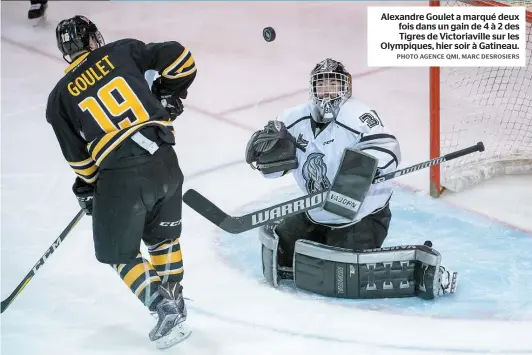  ??  ?? Alexandre Goulet a marqué deux fois dans un gain de 4 à 2 des Tigres de Victoriavi­lle sur les Olympiques, hier soir à Gatineau.