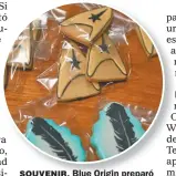  ?? ?? SOUVENIR. Blue Origin preparó galletas alusivas al vuelo.